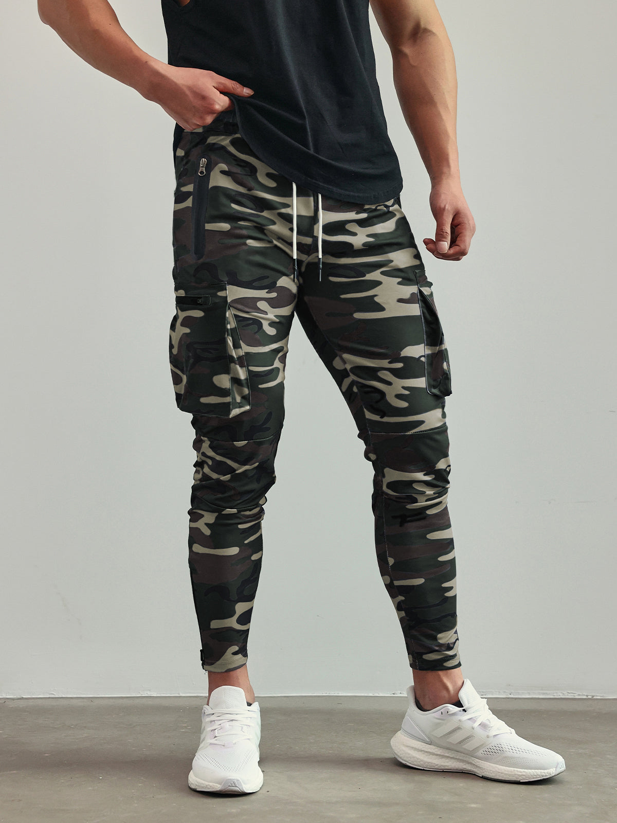 Joshua - All Season Essential Cargo Jogger